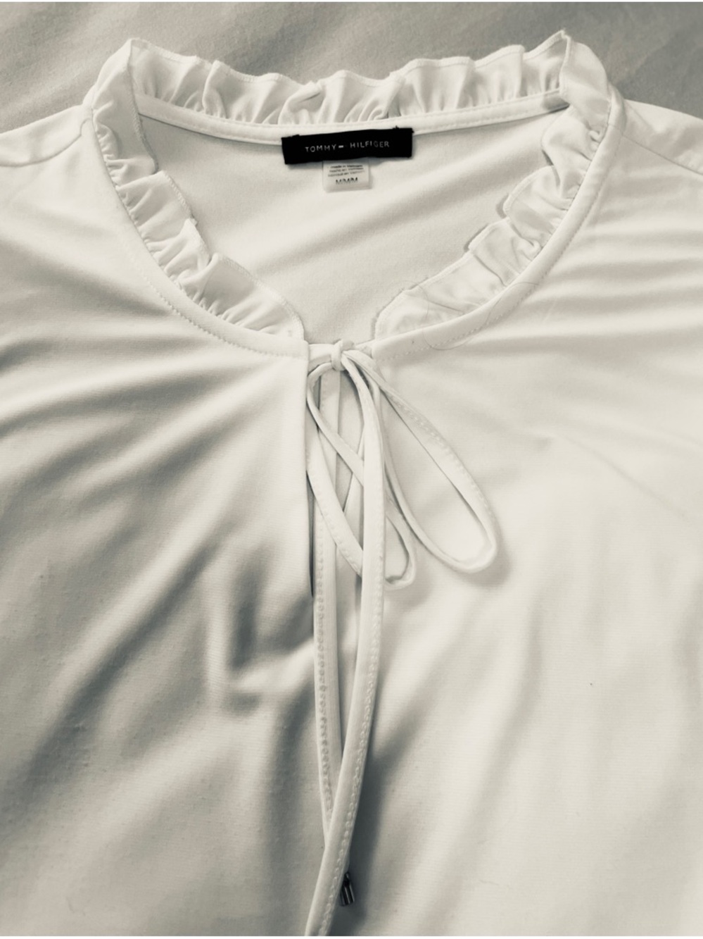Tommy Hilfiger White Ruffle Neck Tie Blouse